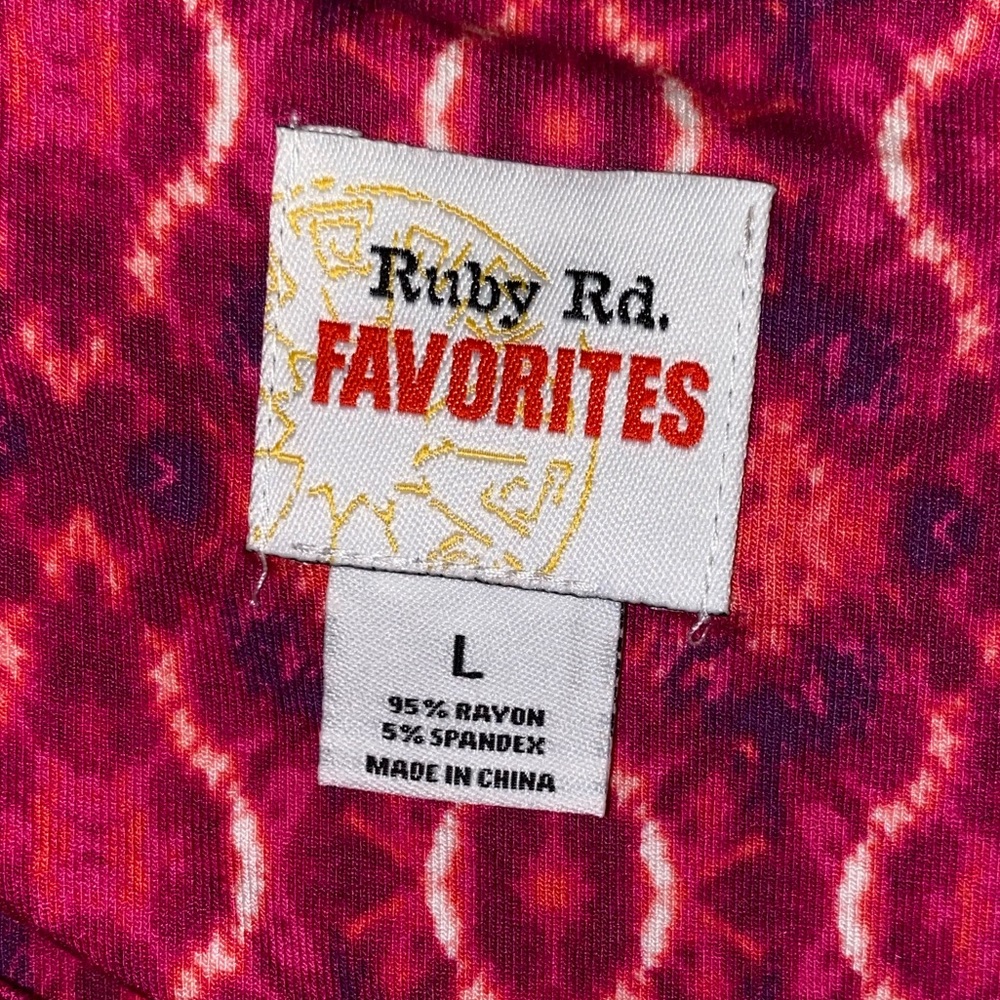 🌺NWOT Ruby Rd. Asymmetrical Top🌺 - Picture 7 of 7